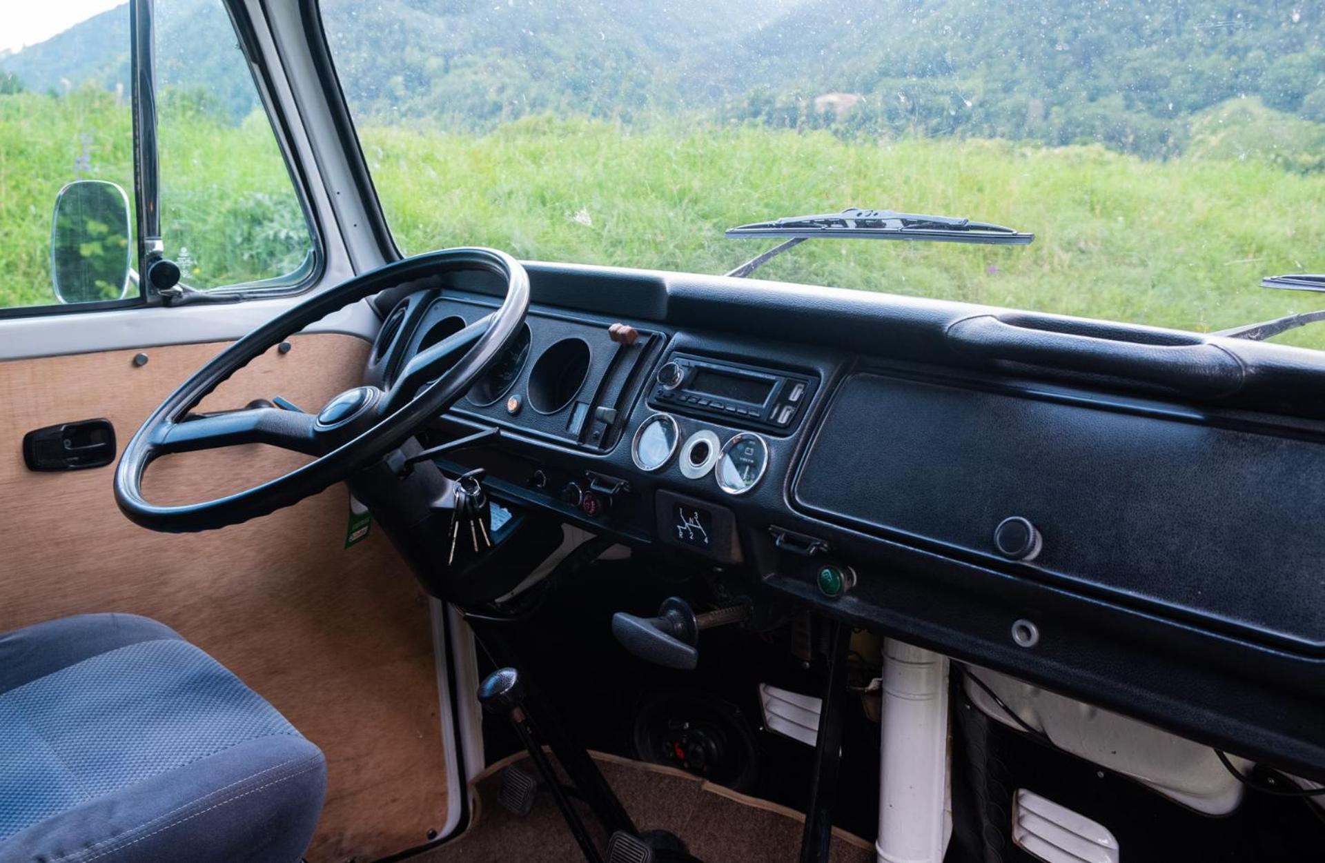 Retro Vw Kombi T2 Campervan L'Hospitalet de Llobregat Dış mekan fotoğraf